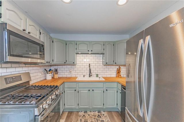 8323 Orient Drive, Kansas City, KS 66112
