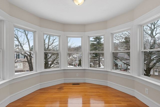 920 Pleasant Street 1, Worcester, MA 01602