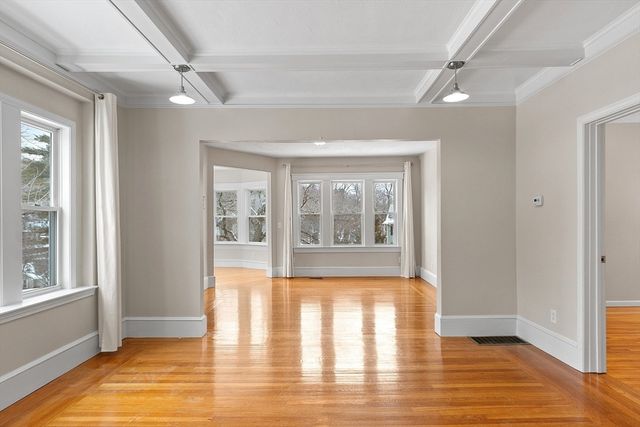 920 Pleasant Street 1, Worcester, MA 01602