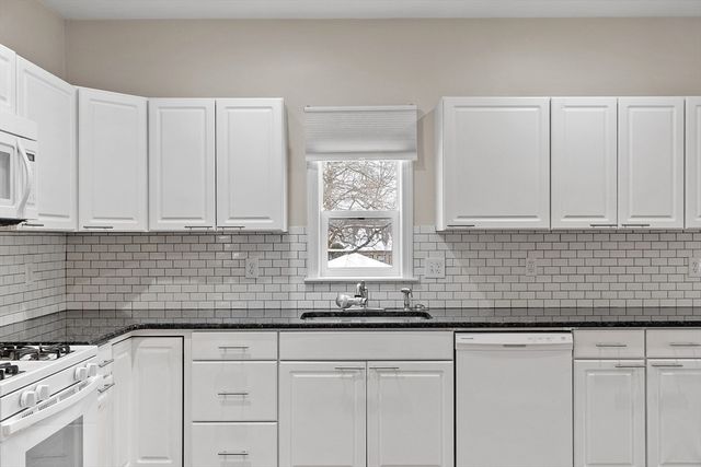 920 Pleasant Street 1, Worcester, MA 01602