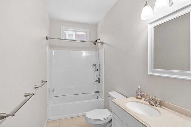 920 Pleasant Street 1, Worcester, MA 01602