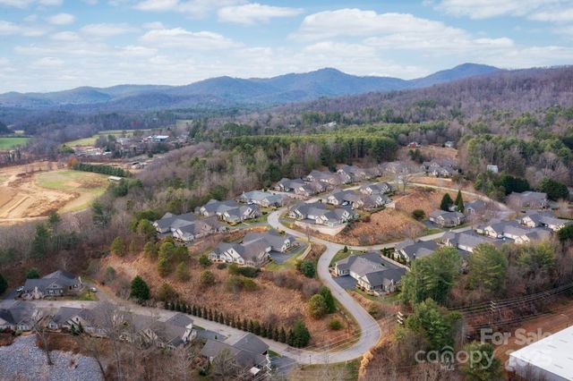 36 Craggy Vista Drive, Swannanoa, NC 28778
