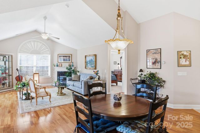 36 Craggy Vista Drive, Swannanoa, NC 28778