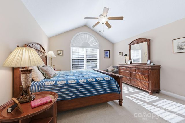 36 Craggy Vista Drive, Swannanoa, NC 28778