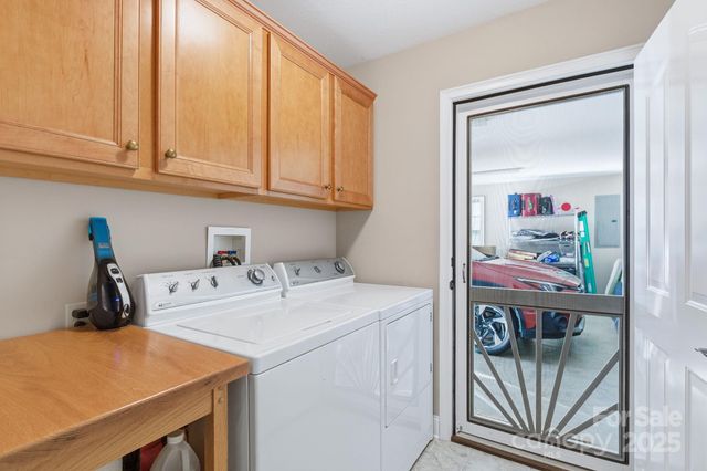 36 Craggy Vista Drive, Swannanoa, NC 28778