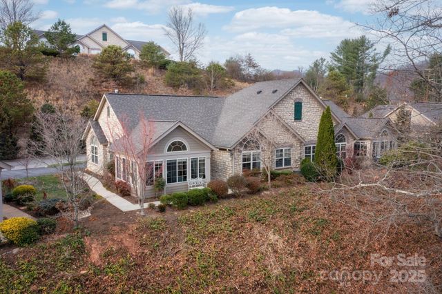 36 Craggy Vista Drive, Swannanoa, NC 28778