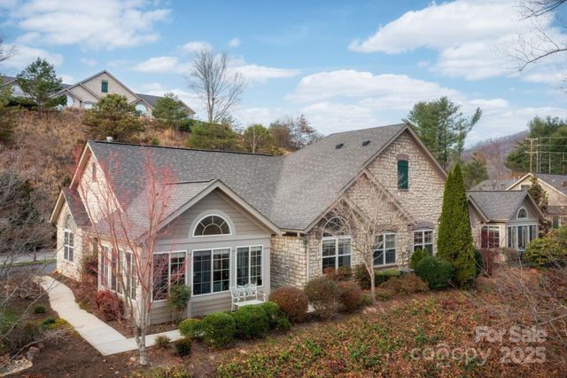 36 Craggy Vista Drive, Swannanoa, NC 28778