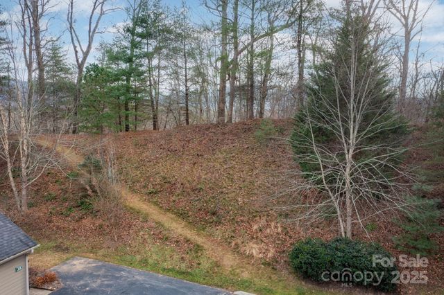 36 Craggy Vista Drive, Swannanoa, NC 28778