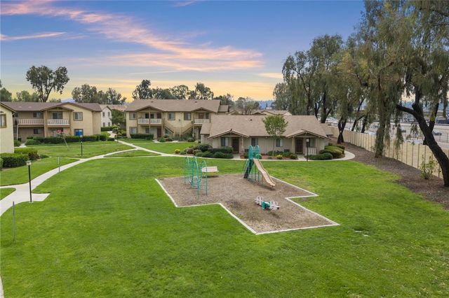 1423 Graves 222, El Cajon, CA 92021