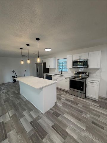 109 DAKOTA AVENUE, St Cloud, FL 34769