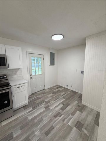 109 DAKOTA AVENUE, St Cloud, FL 34769