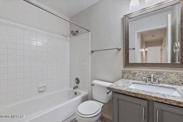 8142 N Millwheel Place, Tucson, AZ 85741