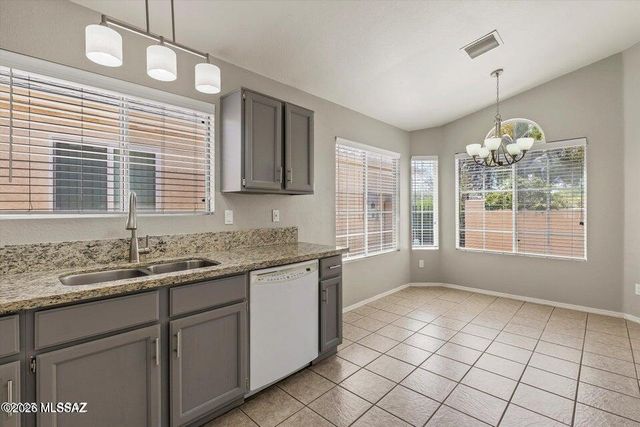 8142 N Millwheel Place, Tucson, AZ 85741