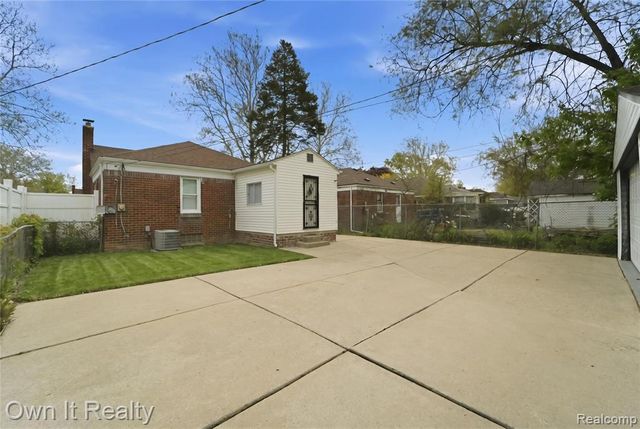 19965 Mark Twain Street, Detroit, MI 48235