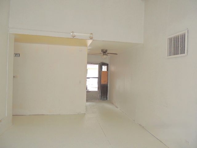 1025 S Ardmore Avenue, Villa Park, IL 60181