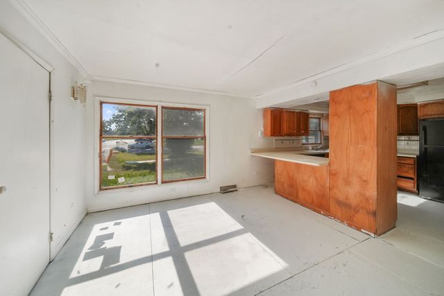 1025 S Ardmore Avenue, Villa Park, IL 60181