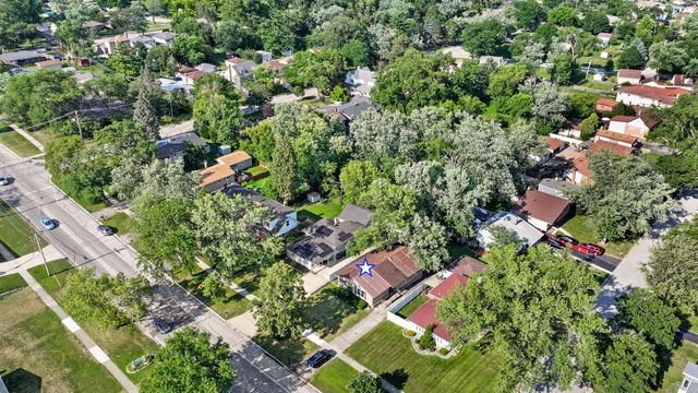 1025 S Ardmore Avenue, Villa Park, IL 60181