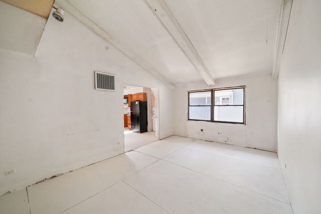 1025 S Ardmore Avenue, Villa Park, IL 60181