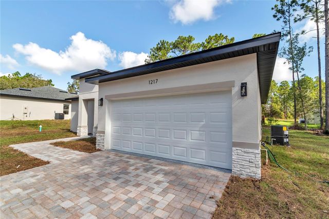 1217 W FAN DRIVE, Citrus Springs, FL 34434