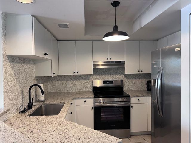 2021 SE 10th Avenue 219, Fort Lauderdale, FL 33316