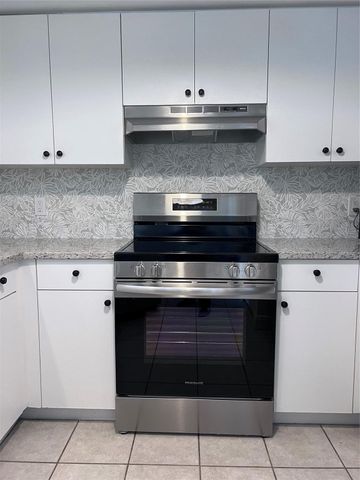 2021 SE 10th Avenue 219, Fort Lauderdale, FL 33316