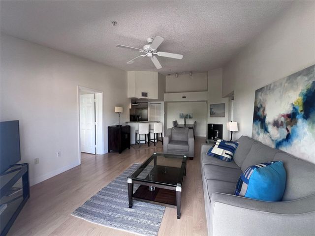 2021 SE 10th Avenue 219, Fort Lauderdale, FL 33316