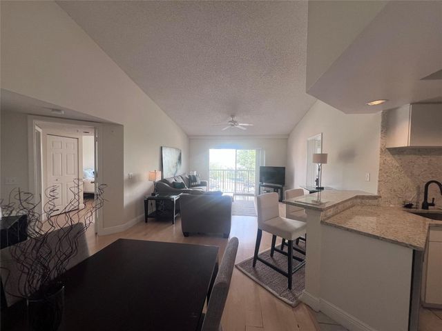 2021 SE 10th Avenue 219, Fort Lauderdale, FL 33316