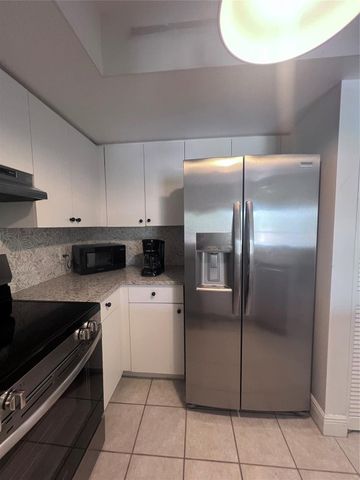 2021 SE 10th Avenue 219, Fort Lauderdale, FL 33316