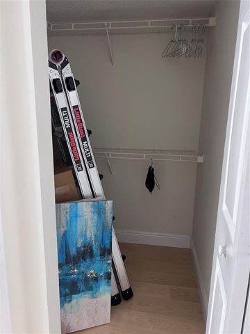 2021 SE 10th Avenue 219, Fort Lauderdale, FL 33316