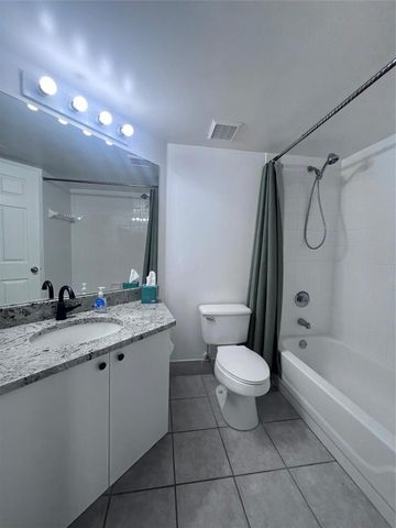 2021 SE 10th Avenue 219, Fort Lauderdale, FL 33316