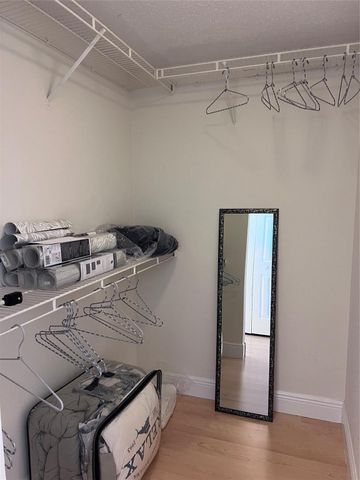 2021 SE 10th Avenue 219, Fort Lauderdale, FL 33316