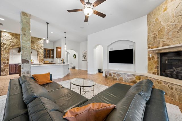 10617 Camillia Blossom LN, Austin, TX 78748