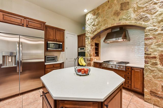 10617 Camillia Blossom LN, Austin, TX 78748