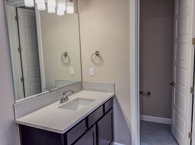 1718 TESORO Loop NW, Los Lunas, NM 87031