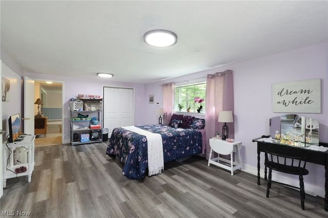 1570 N County Line Road, Madison, OH 44057