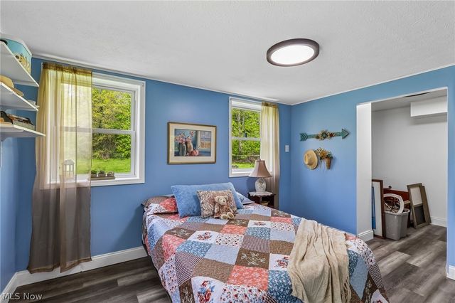 1570 N County Line Road, Madison, OH 44057