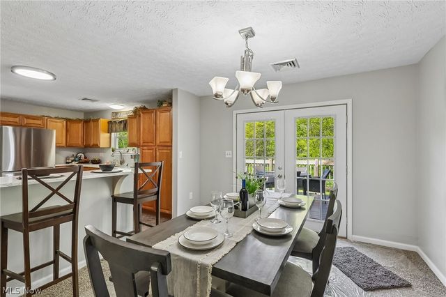 1570 N County Line Road, Madison, OH 44057