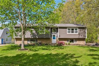 1570 N County Line Road, Madison, OH 44057