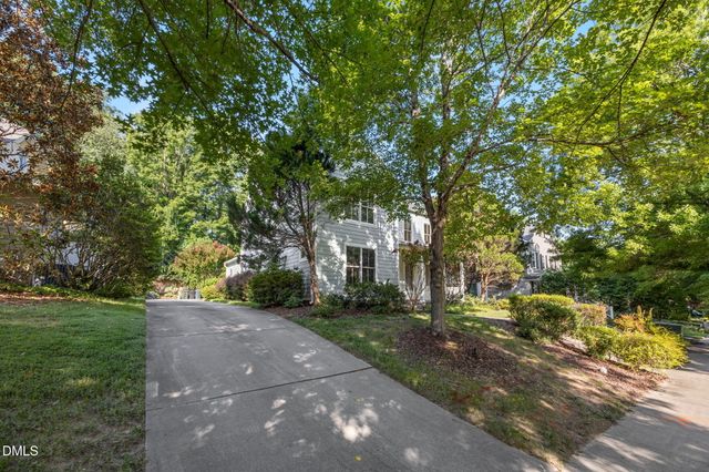 127 Graylyn Drive, Chapel Hill, NC 27516