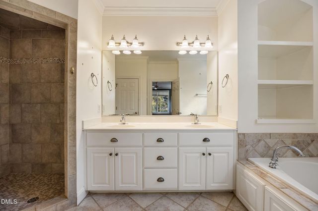 127 Graylyn Drive, Chapel Hill, NC 27516