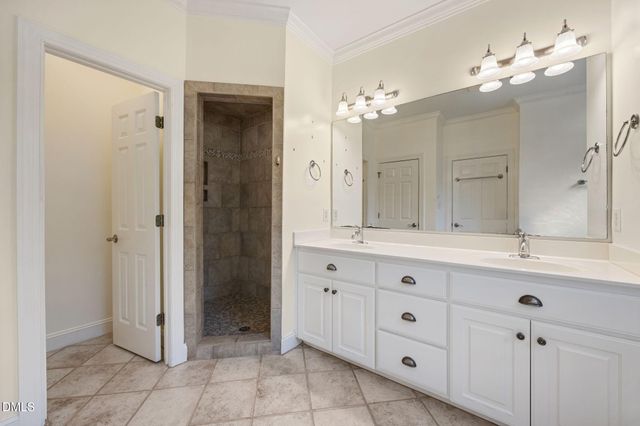 127 Graylyn Drive, Chapel Hill, NC 27516