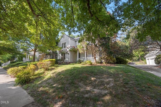 127 Graylyn Drive, Chapel Hill, NC 27516