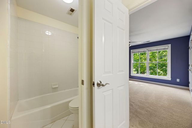 127 Graylyn Drive, Chapel Hill, NC 27516