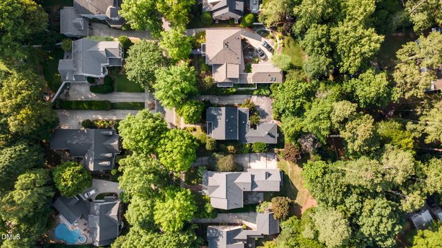 127 Graylyn Drive, Chapel Hill, NC 27516