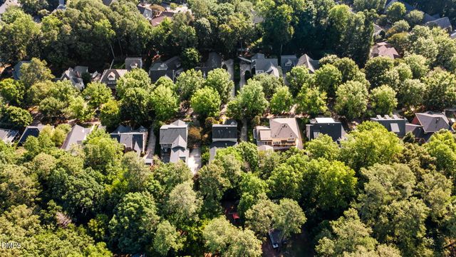 127 Graylyn Drive, Chapel Hill, NC 27516