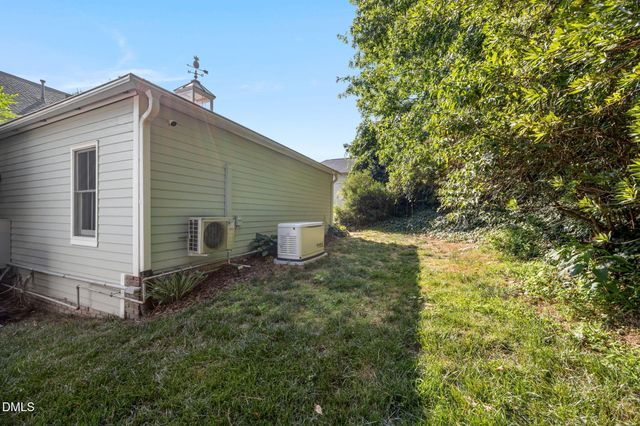 127 Graylyn Drive, Chapel Hill, NC 27516