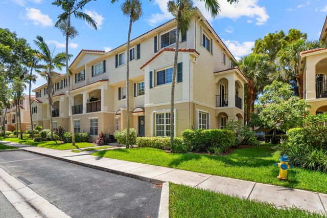 4566 Danson Way, Delray Beach, FL 33445