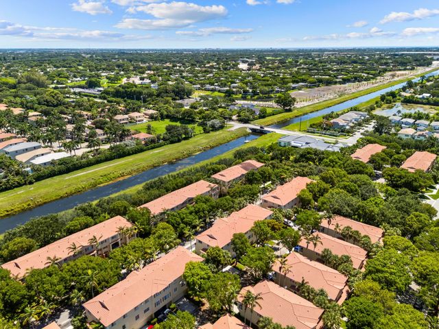 4566 Danson Way, Delray Beach, FL 33445