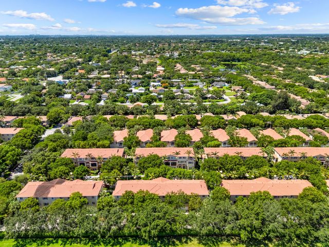 4566 Danson Way, Delray Beach, FL 33445