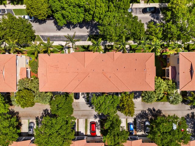 4566 Danson Way, Delray Beach, FL 33445